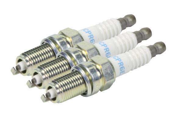 Zündkerzenset für Tohatsu MFS40A und MFS50A (bis Serien-Nr. 046501AE)