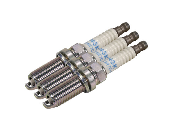 Zündkerzenset für Tohatsu MFS40A und MFS50A (ab Serien-Nr. 046502AE)